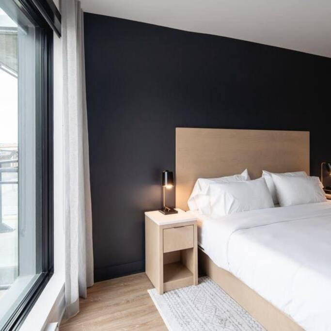 Mind Blowing City View - 2 Beds - Pool & Spa - Downtown Montreal Exteriér fotografie