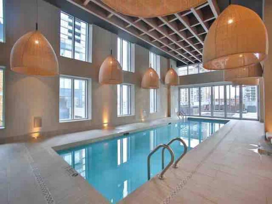 Mind Blowing City View - 2 Beds - Pool & Spa - Downtown Montreal Exteriér fotografie